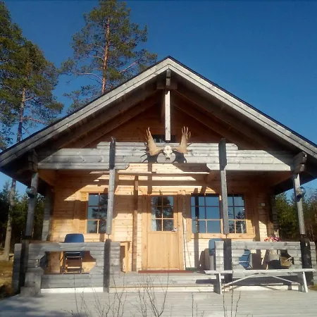 Tarinatupa Simojaervi Lodge *