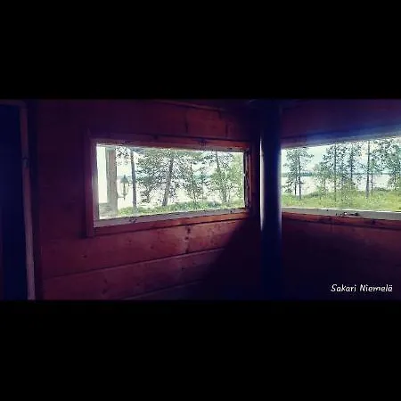 Tarinatupa Simojaervi Lodge Impio
