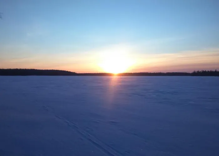 Lodge Tarinatupa Simojaervi *